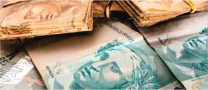 Leia mais sobre o artigo Especialista ensina como substituir empréstimos e gastar menos